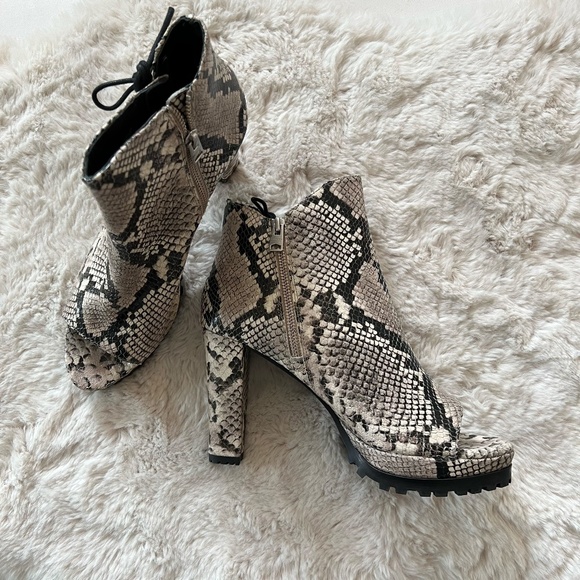 All Saints Heeled Peep Toe Snakeskin Boot - Picture 3 of 9